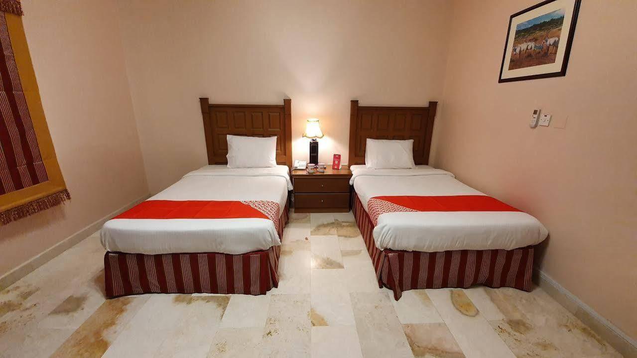 Hotel Golden Oasis